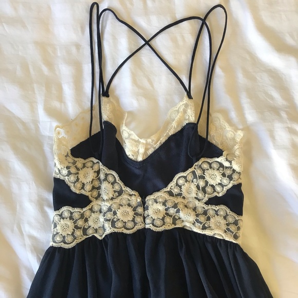 Maxi dress (left) - Picture 5 of 5